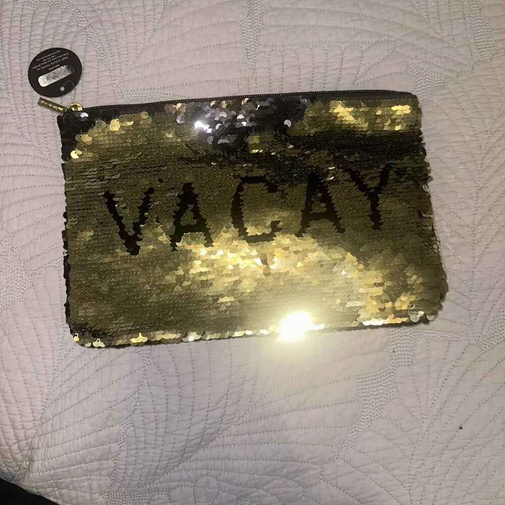 Bath &‎ Body  BLACK & GOLD REVERSIBLE VACAY SPARKLING CLUTCH NEW!